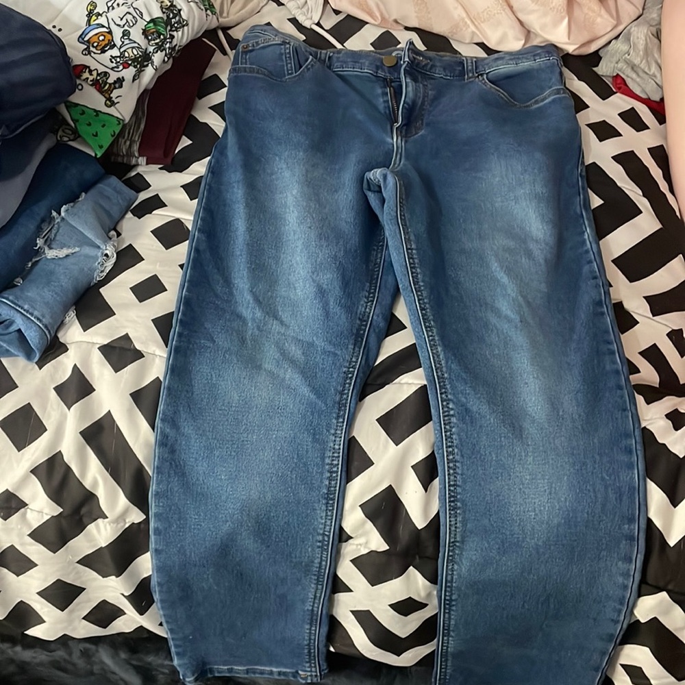 slim jeans